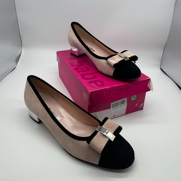 Le Babe Velour Suede Pumps With Bow Accent - Picture 10 of 13